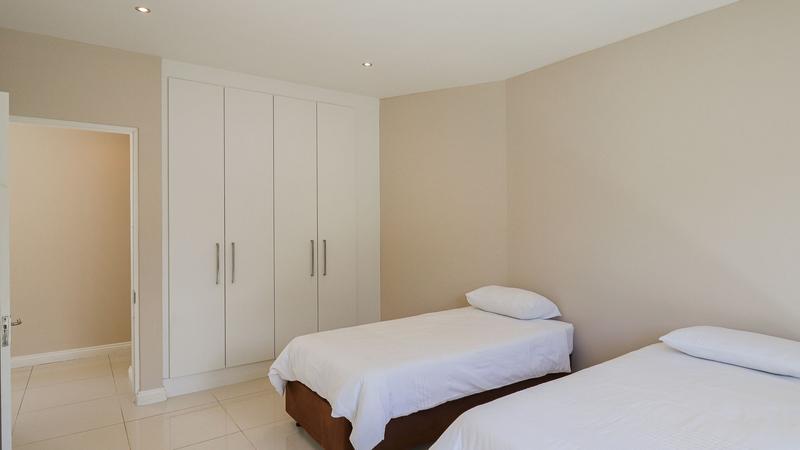 To Let 5 Bedroom Property for Rent in Pinnacle Point Golf Estate Western Cape